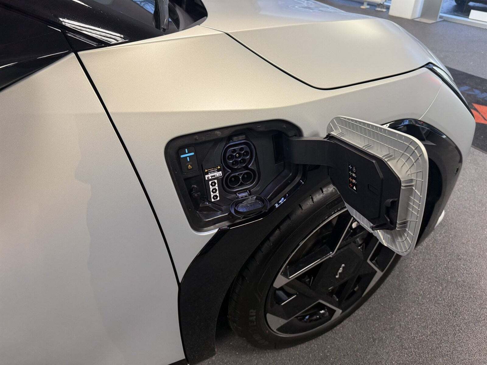 Sølv Kia EV4 fra 2026