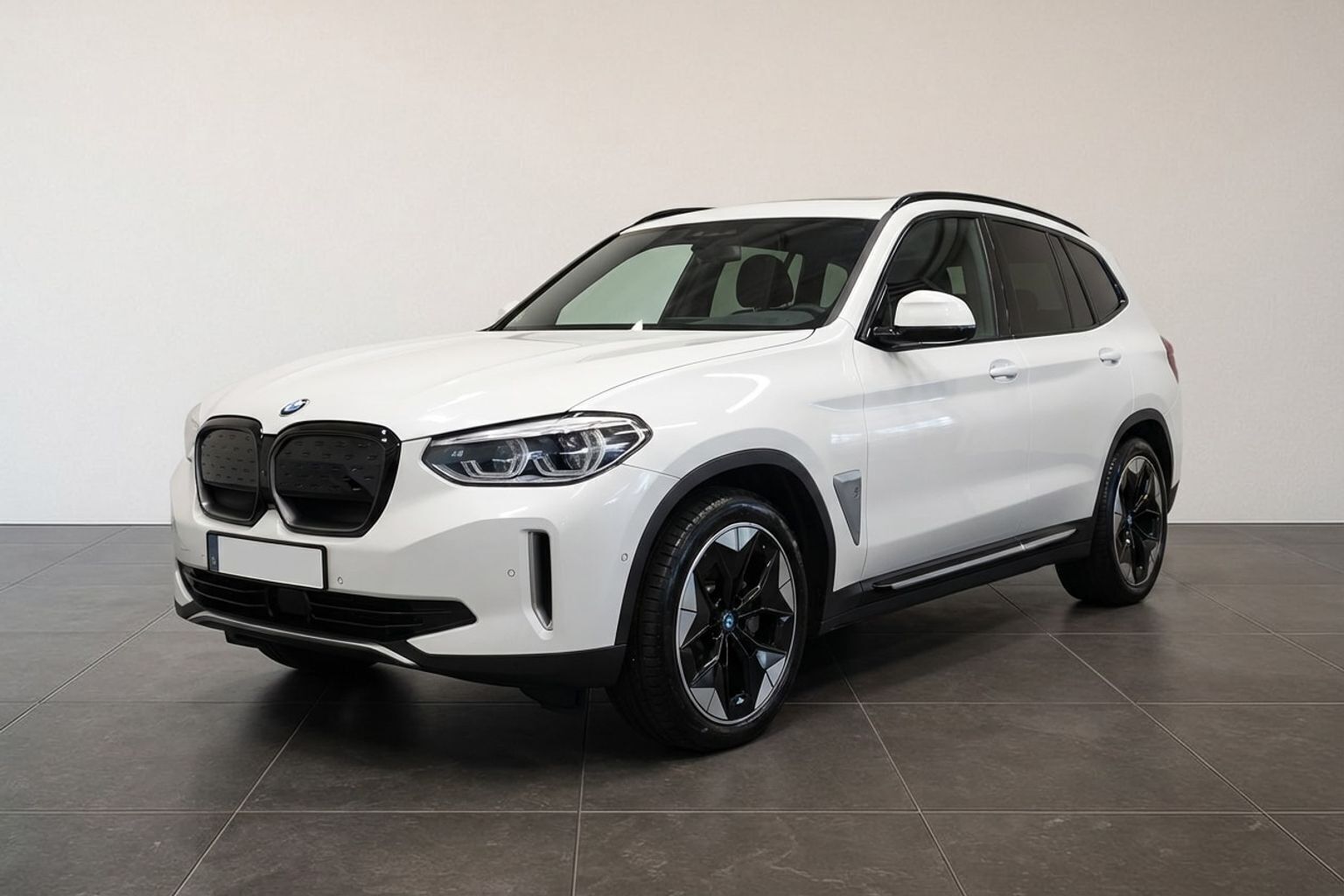 BMW iX3 EL Charged Plus 286HK 5d Aut.