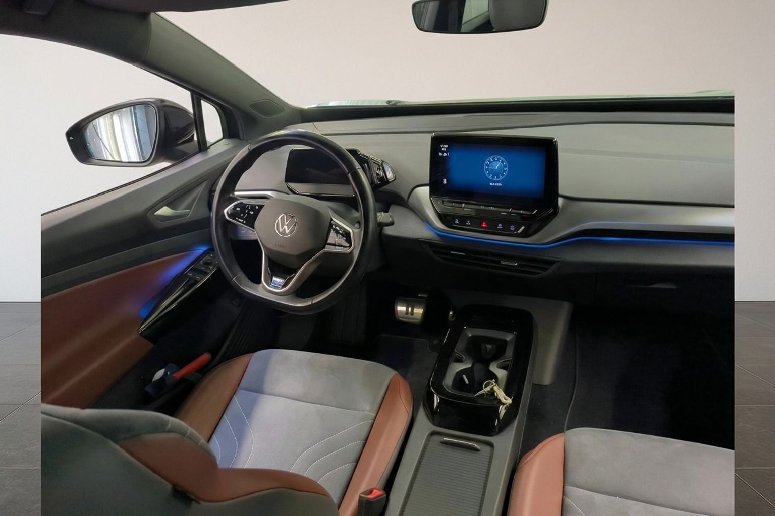 Grå VW ID.4 fra 2021