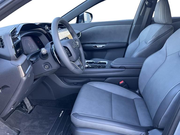 Lexus RZ 300e EL Executive 204HK 4d Aut.