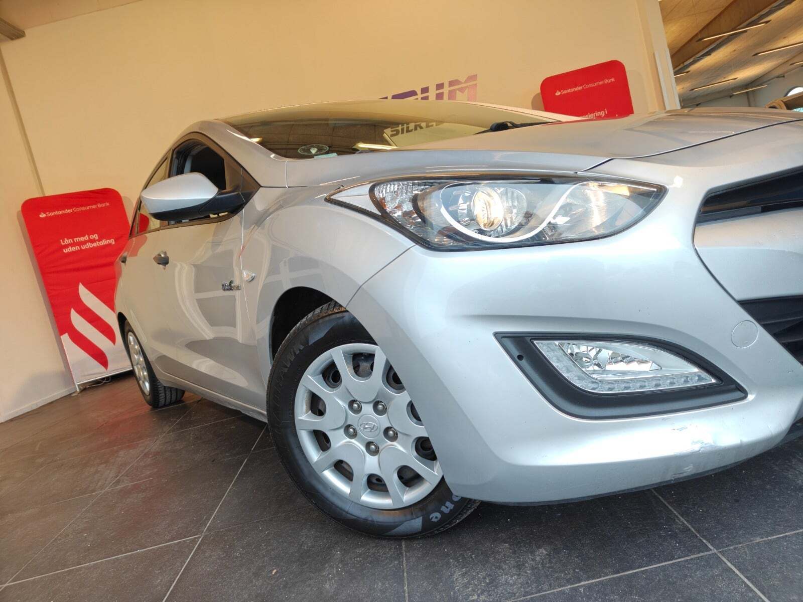 Sølv Hyundai i30 fra 2014