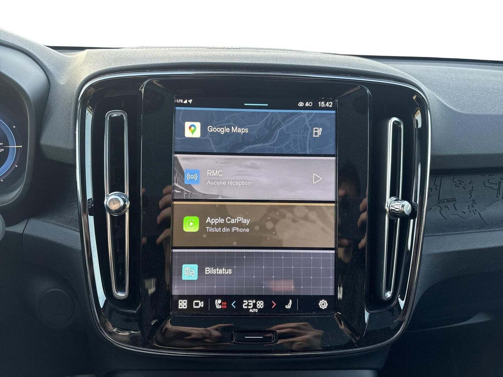 Sort Volvo C40 fra 2024