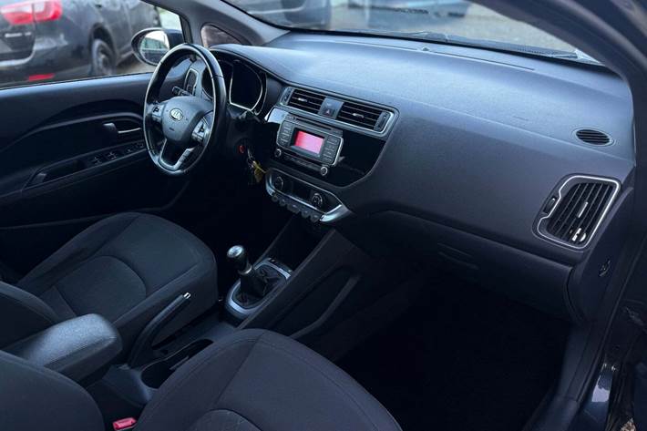 undefined Kia Rio fra 2015