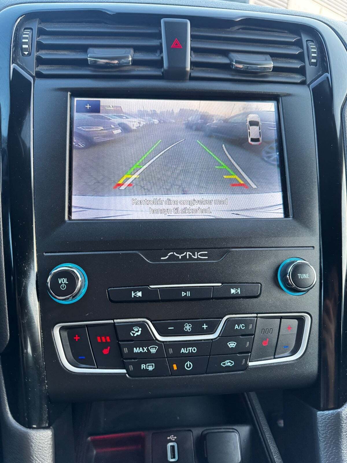 undefined Ford Mondeo fra 2020