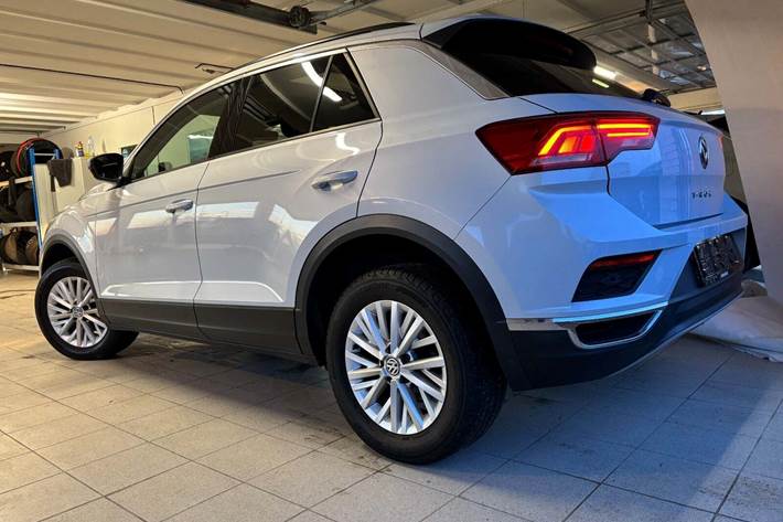 Hvid VW T-Roc fra 2019