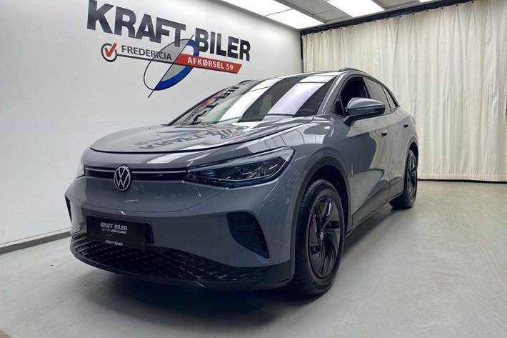 Grå VW ID.4 fra 2024 set udefra