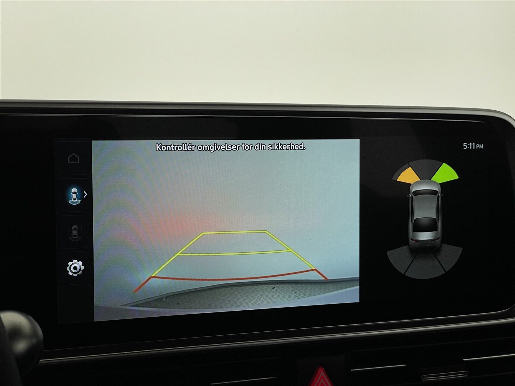 Grå Hyundai Ioniq 6 fra 2023