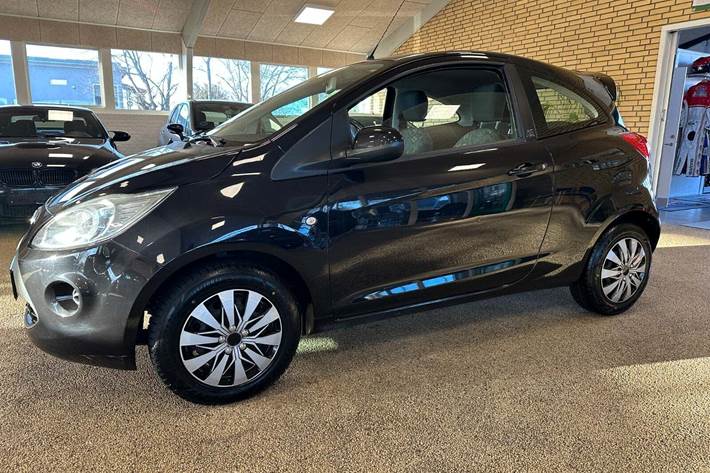 Sort Ford Ka fra 2013