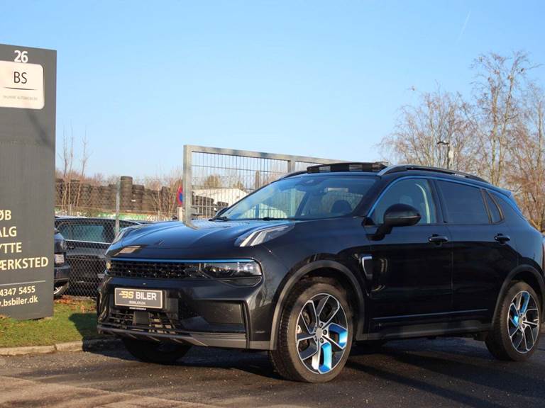 Lynk & Co 01 1,5 PHEV