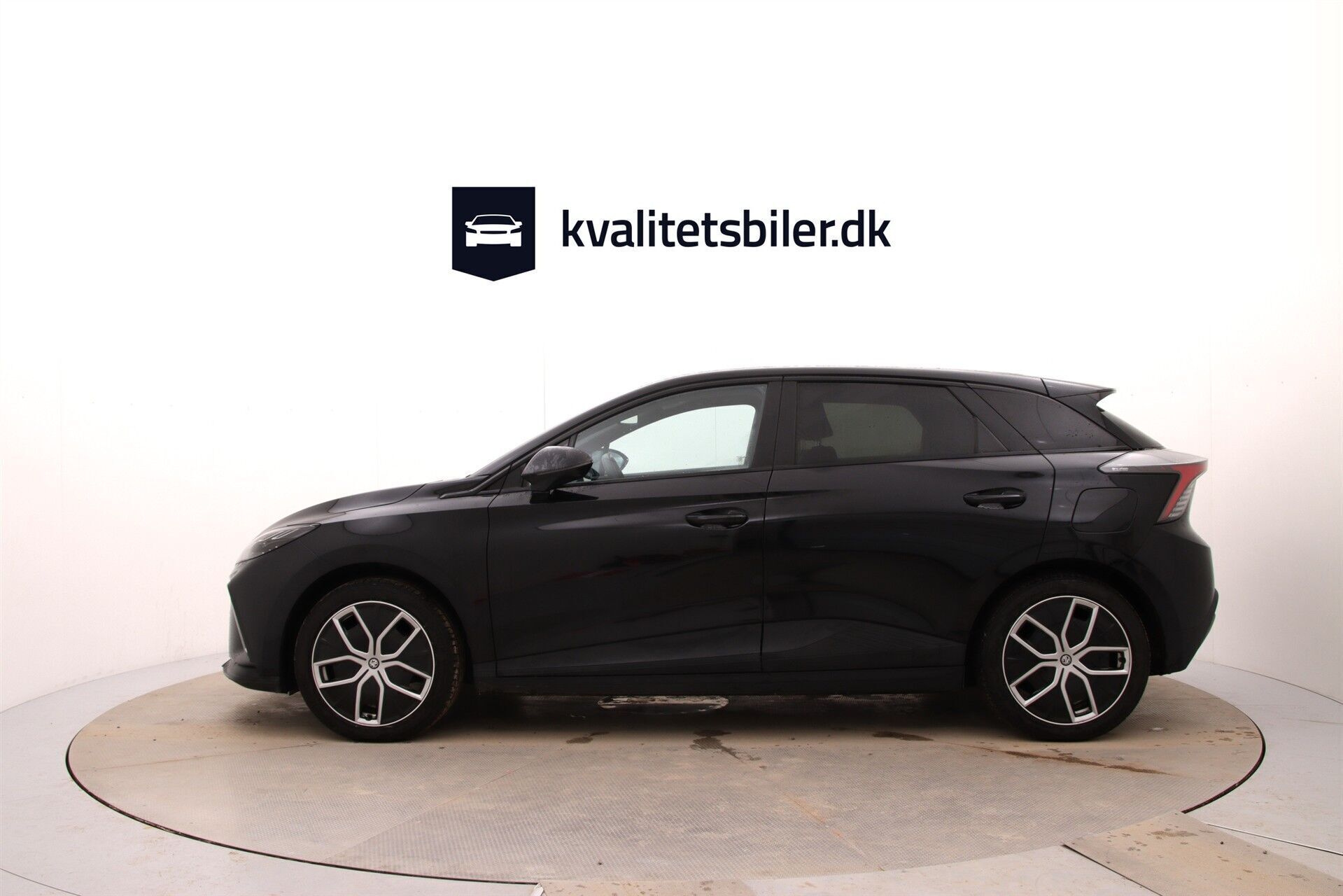 MG MG4 Electric EL Luxury Long Range 204HK 5d Aut.