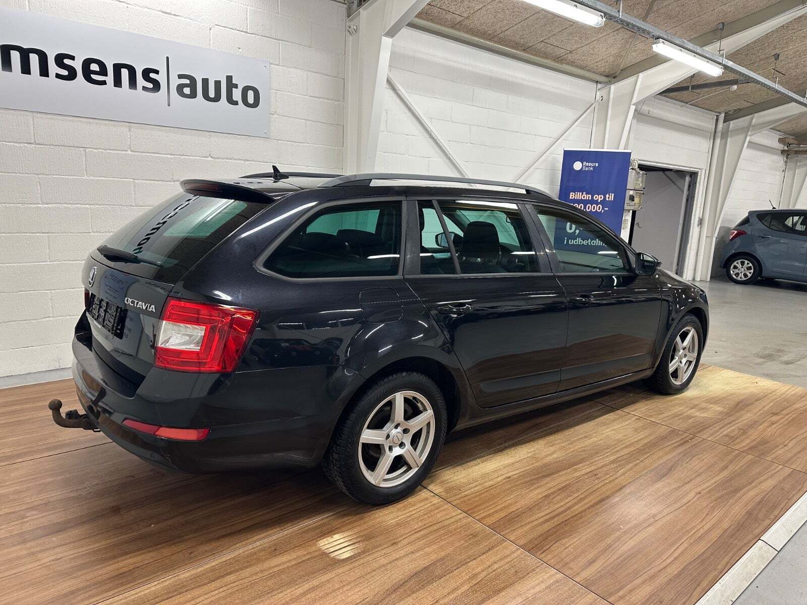 Skoda Octavia 2,0 TDi 150 Elegance Combi DSG