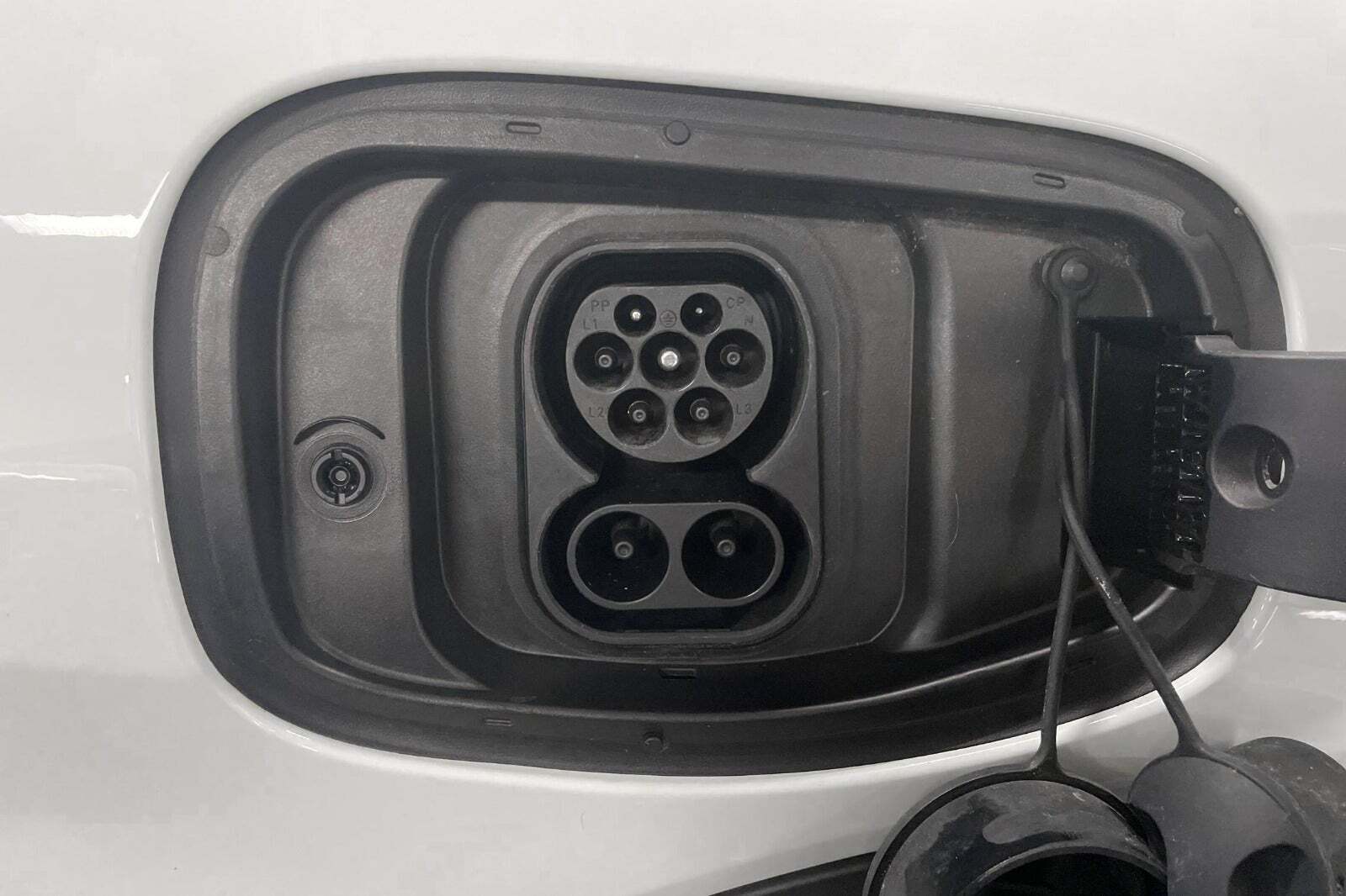 Beige BYD Dolphin fra 2024