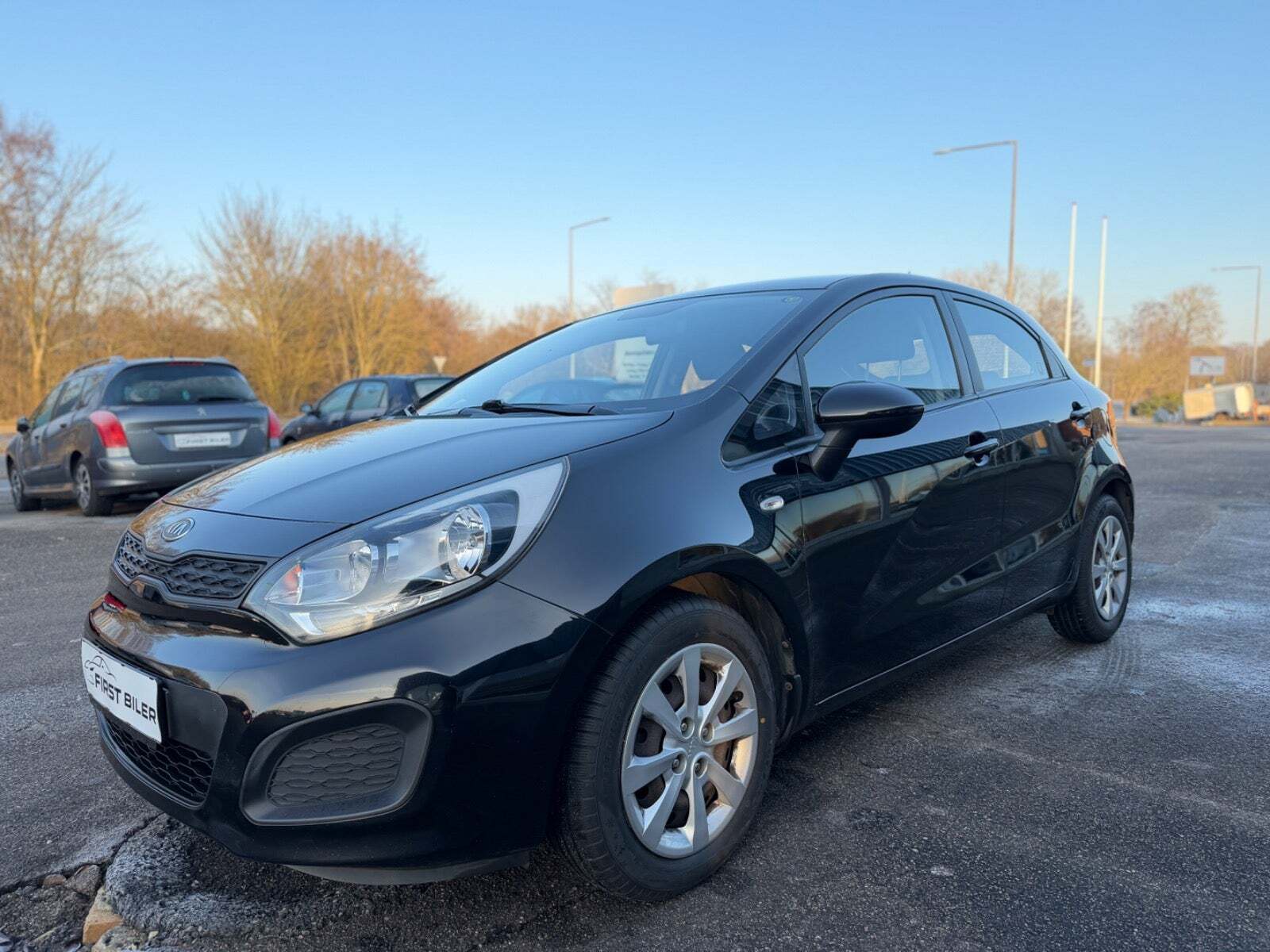 Grøn Kia Rio fra 2012
