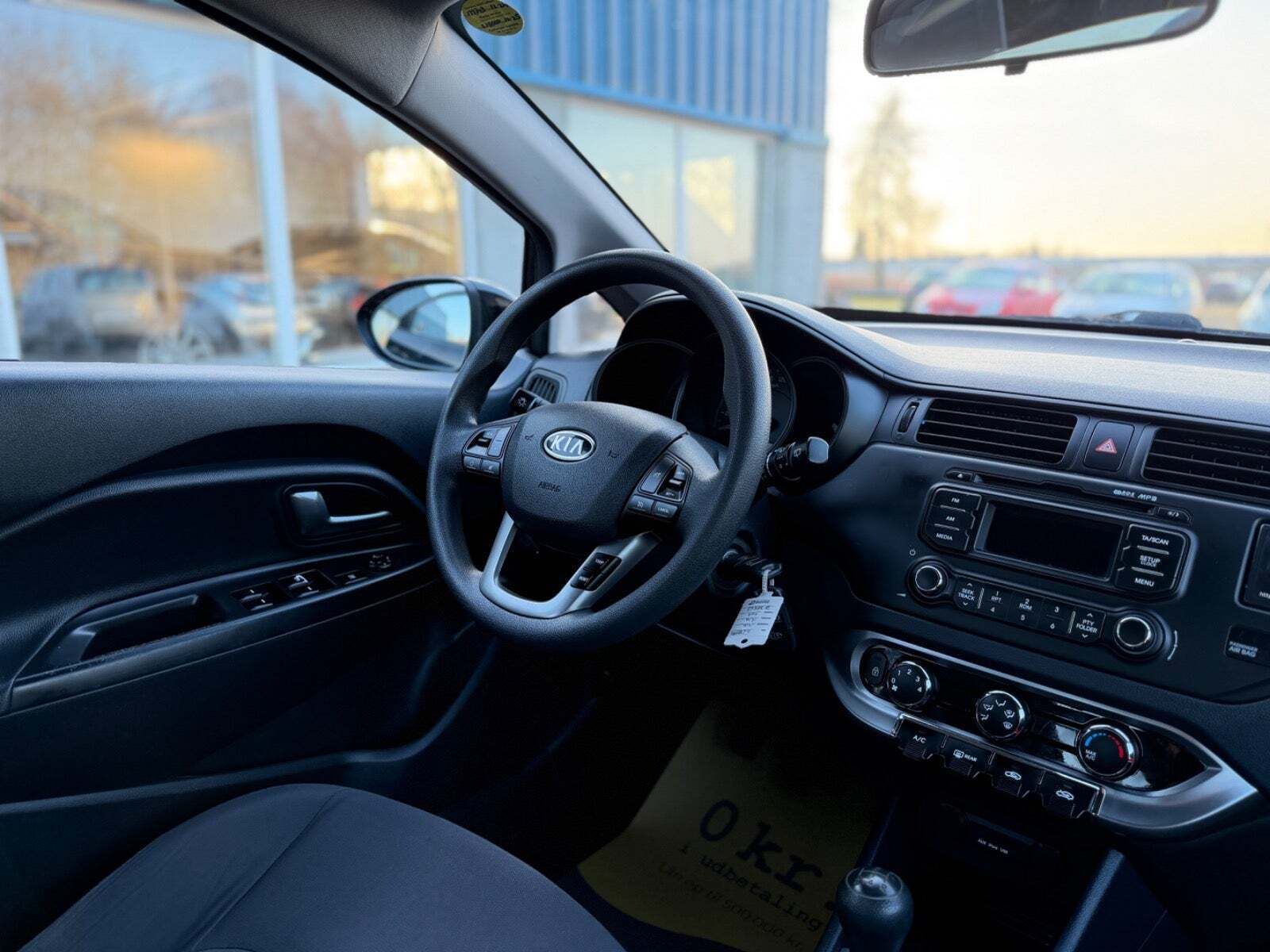 Grøn Kia Rio fra 2012