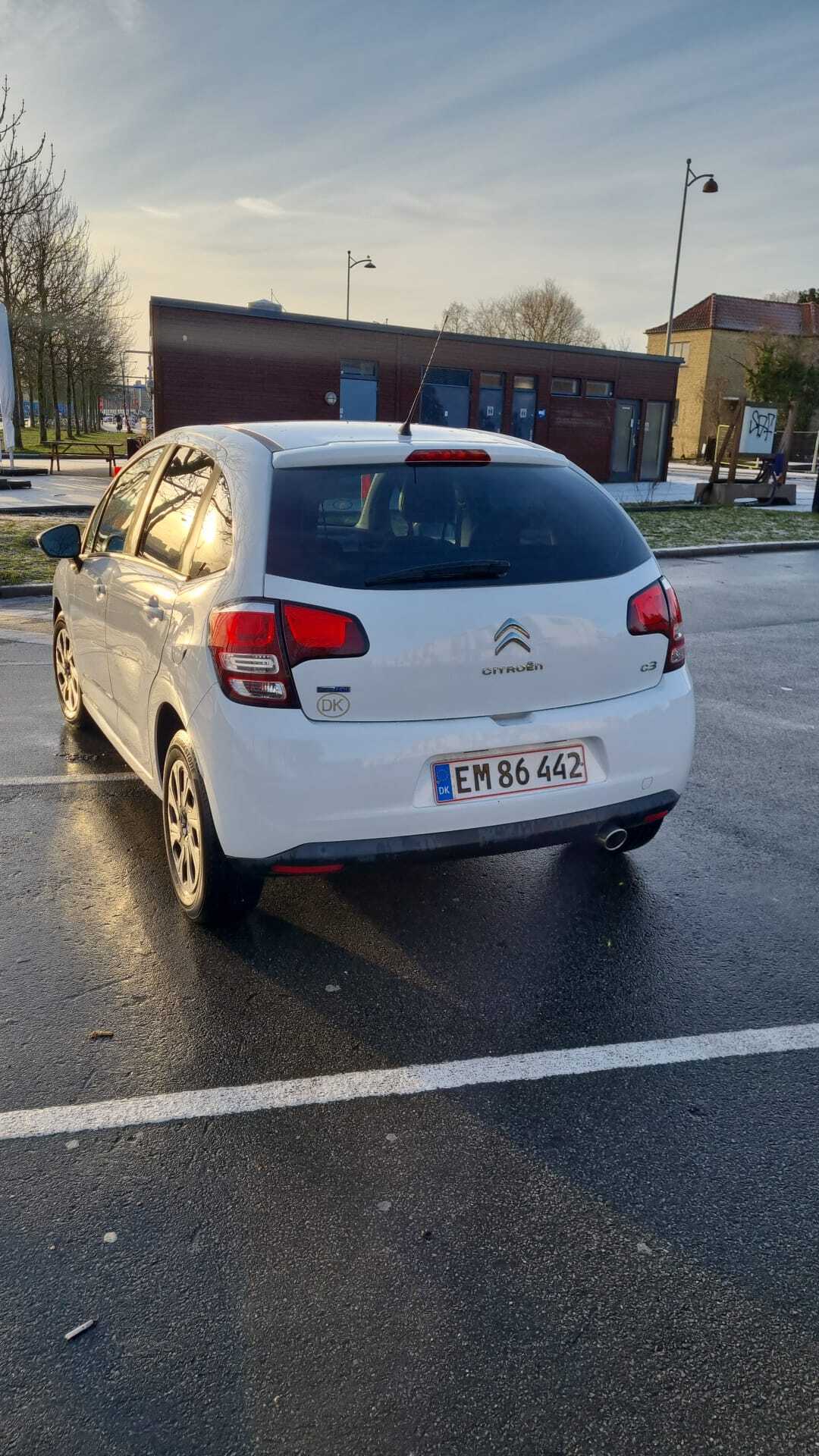 Citroën C3 1,6 4-dørs m. bagklap