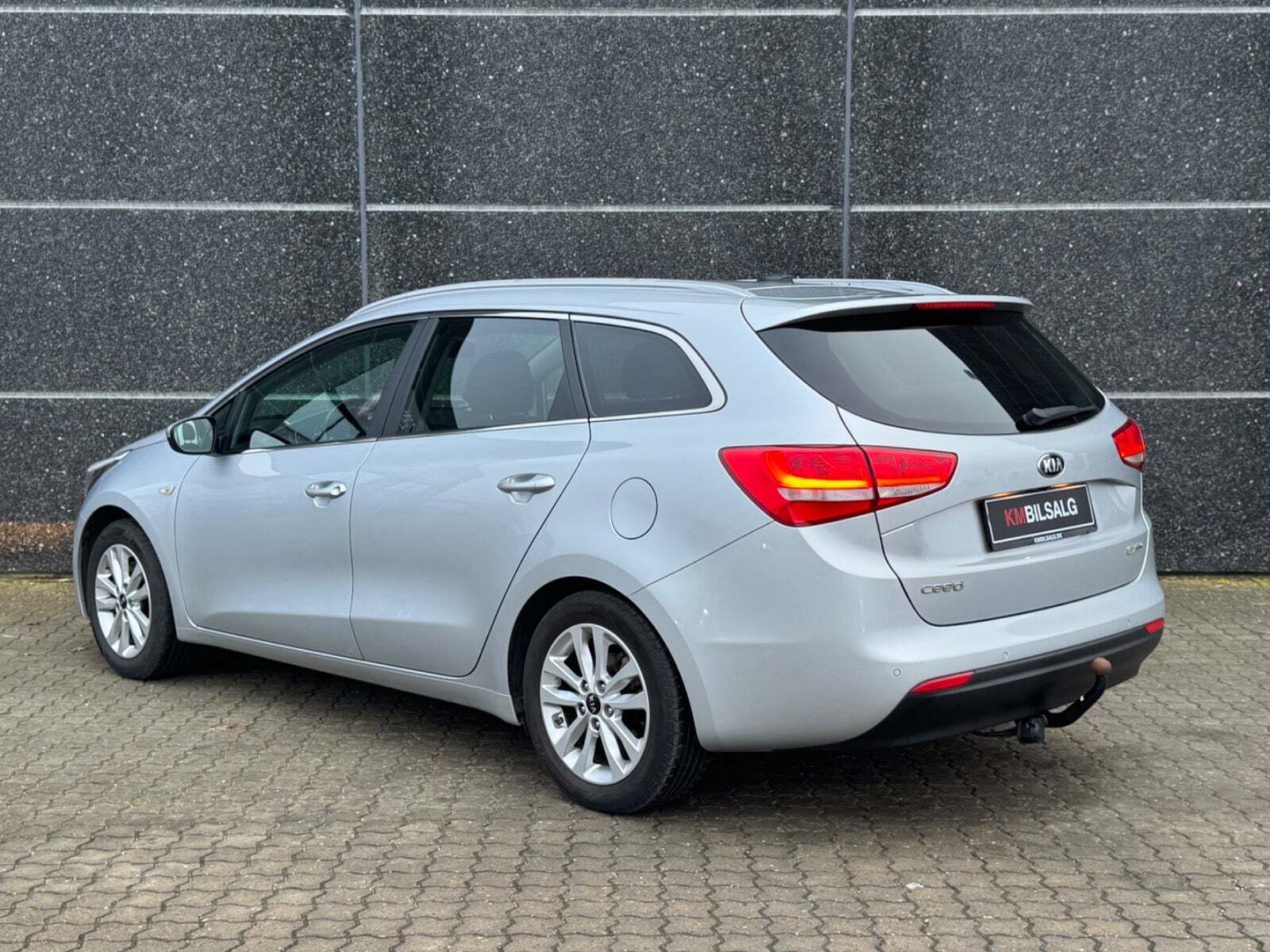 Kia Ceed 1,4 CVVT Attraction SW