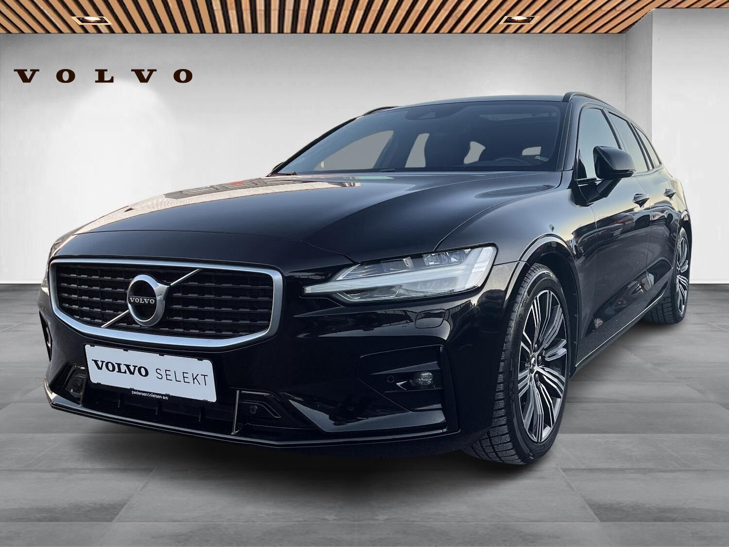 Volvo V60 2,0 T5 R-design 250HK Stc 8g Aut.
