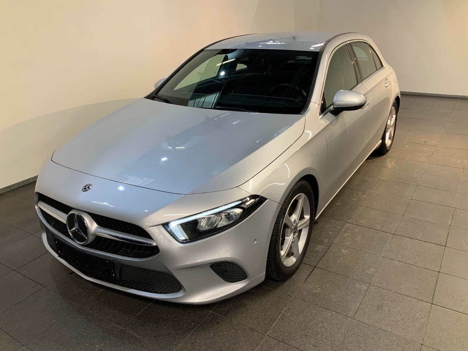 Mercedes A180 d 1,5 Business Progressive Line aut.