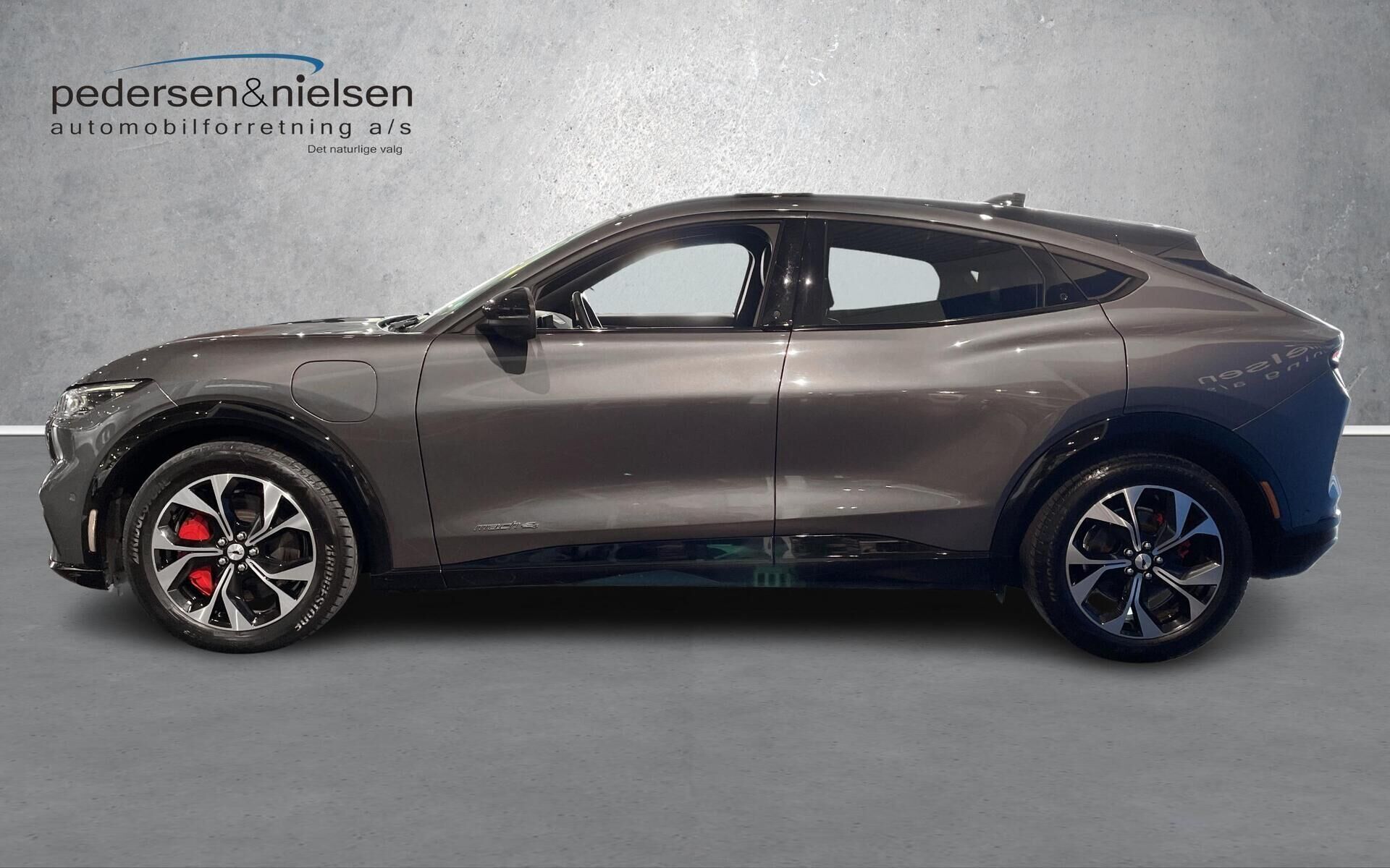 Ford Mustang Mach-E EL SR Premium AWD 269HK 5d Aut.