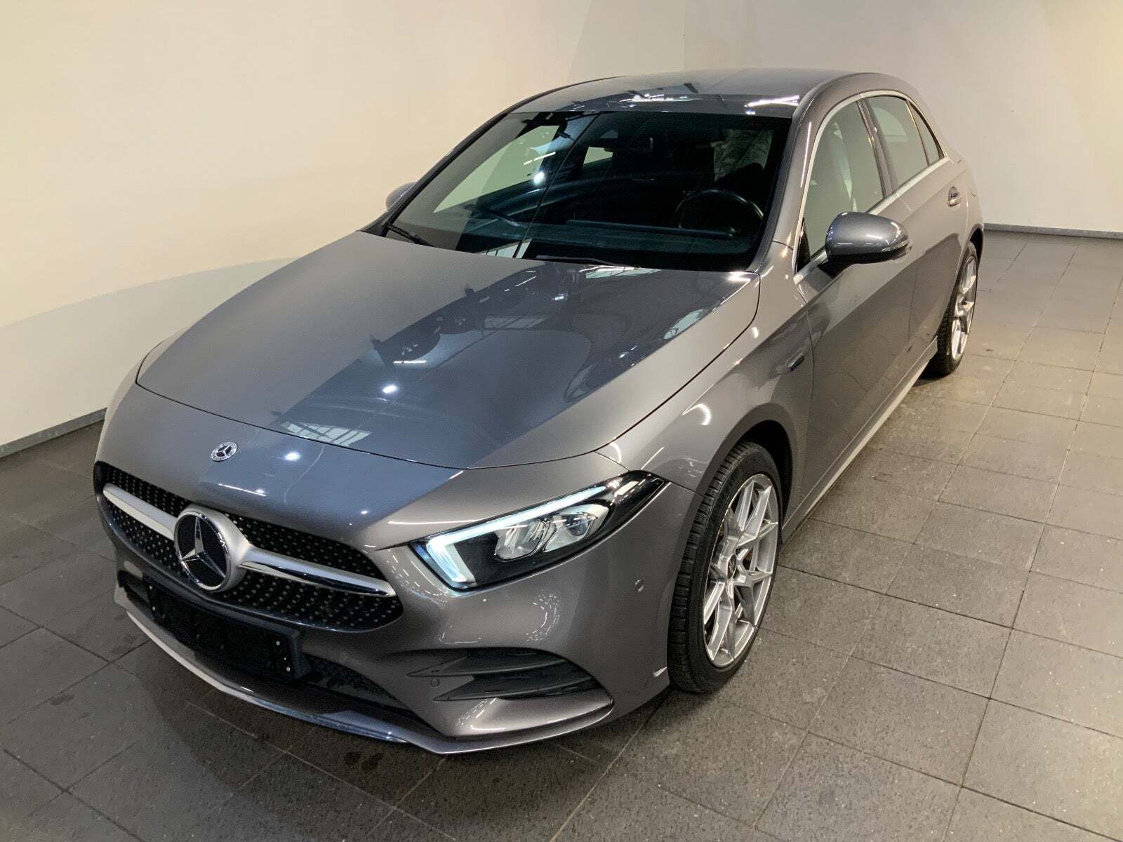 Mercedes A250 e 1,3 AMG Line aut.