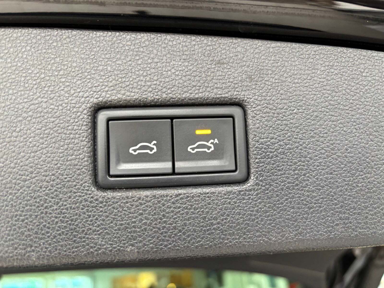 Sort VW Tiguan fra 2019