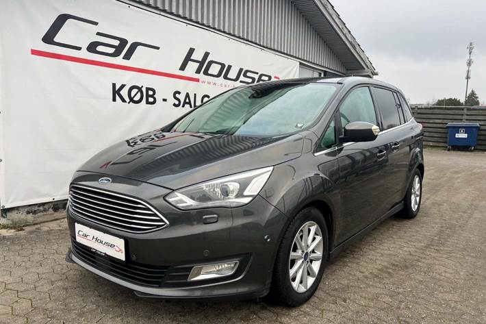 Grå Ford Grand C-Max fra 2019 set udefra