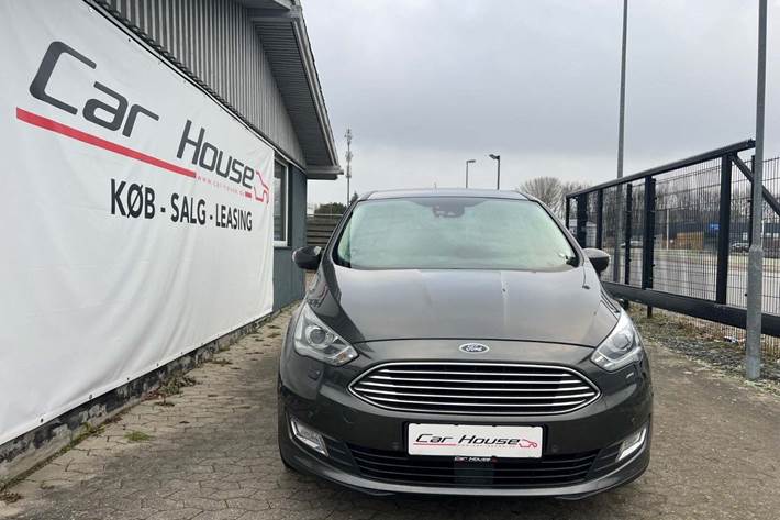 Grå Ford Grand C-Max fra 2019