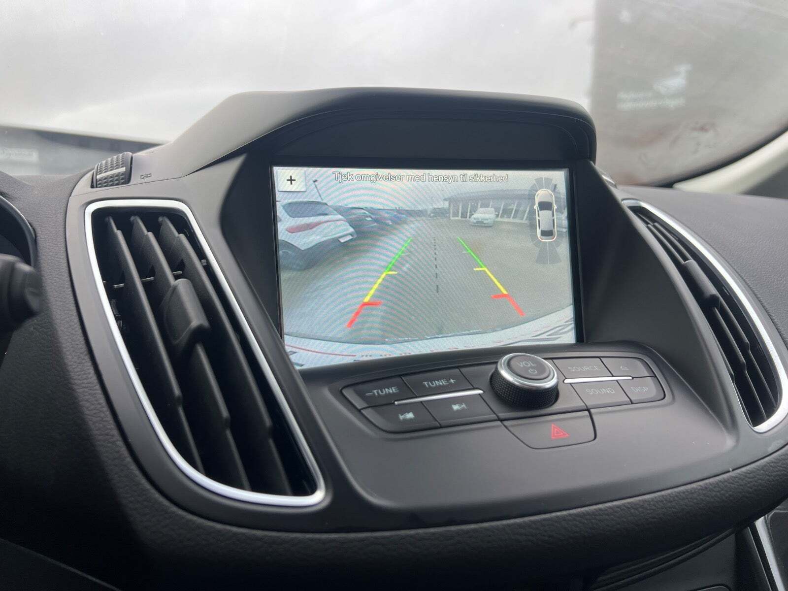 Grå Ford Grand C-Max fra 2019