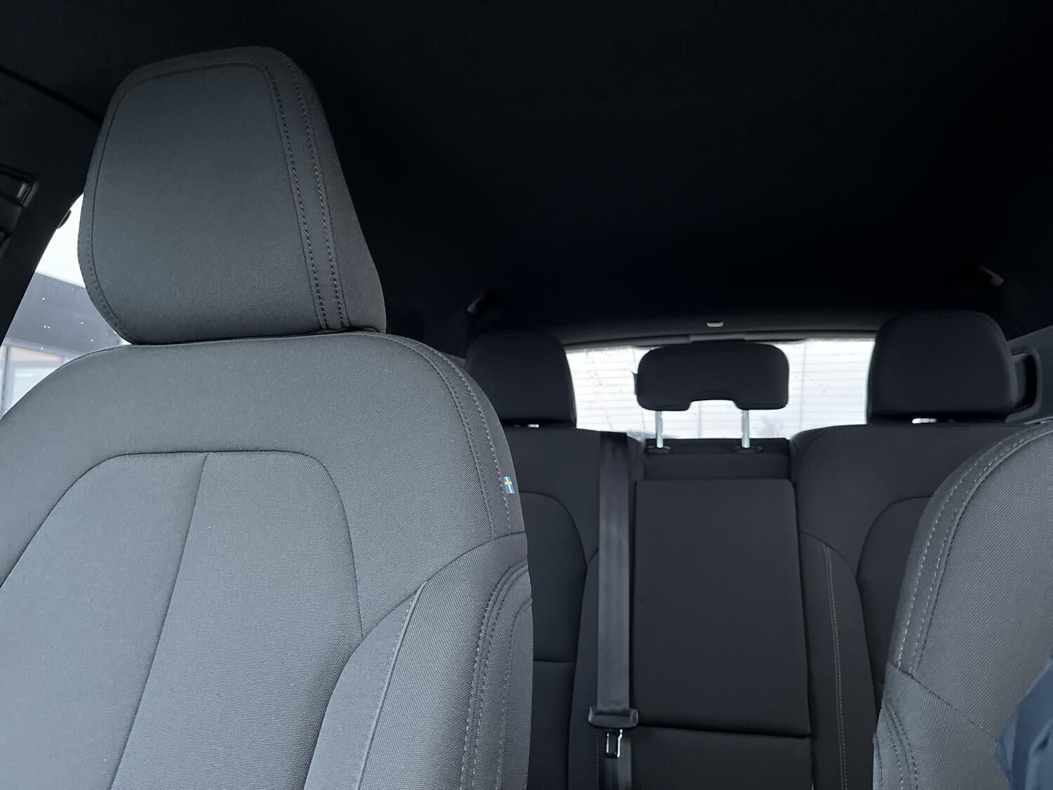 Hvid Volvo XC40 fra 2024