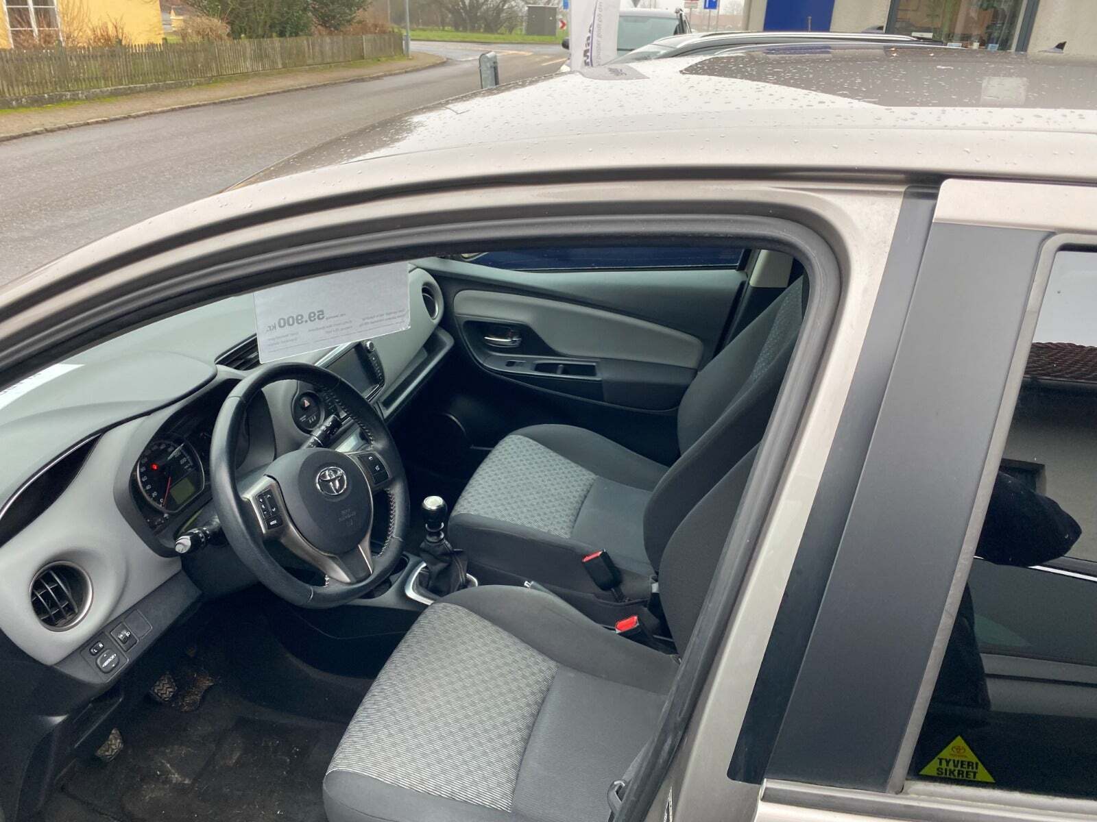 undefined Toyota Yaris fra 2014