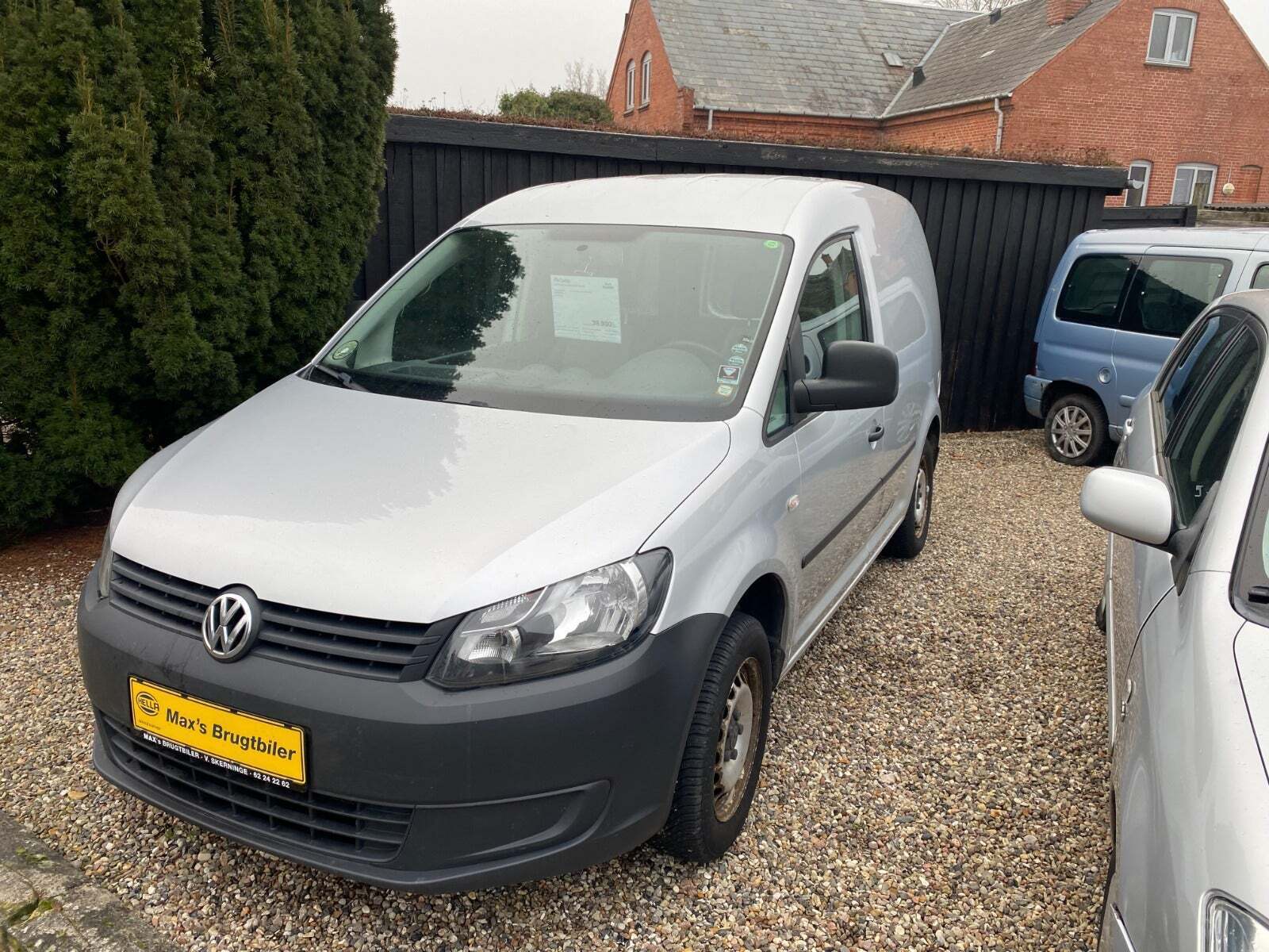 VW Caddy 1,6 TDi 102 Trendline DSG Van