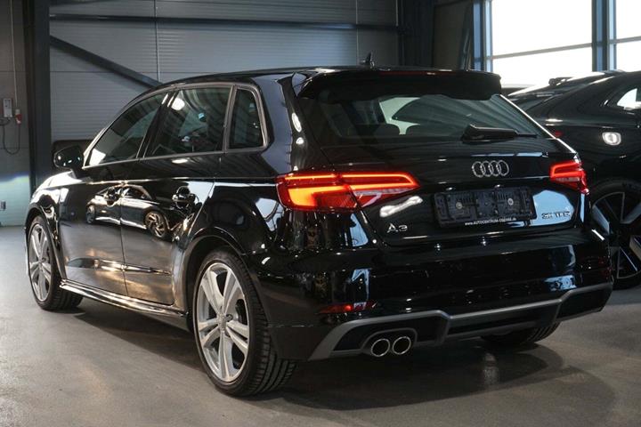 Sort Audi A3 fra 2020