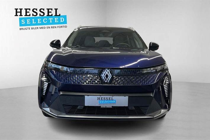 Blå Renault Scenic E-Tech fra 2024
