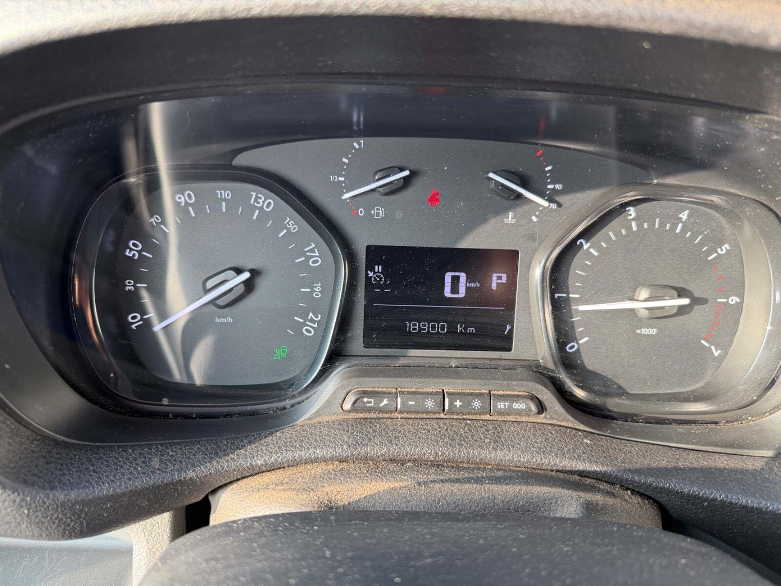 Hvid Toyota ProAce fra 2020