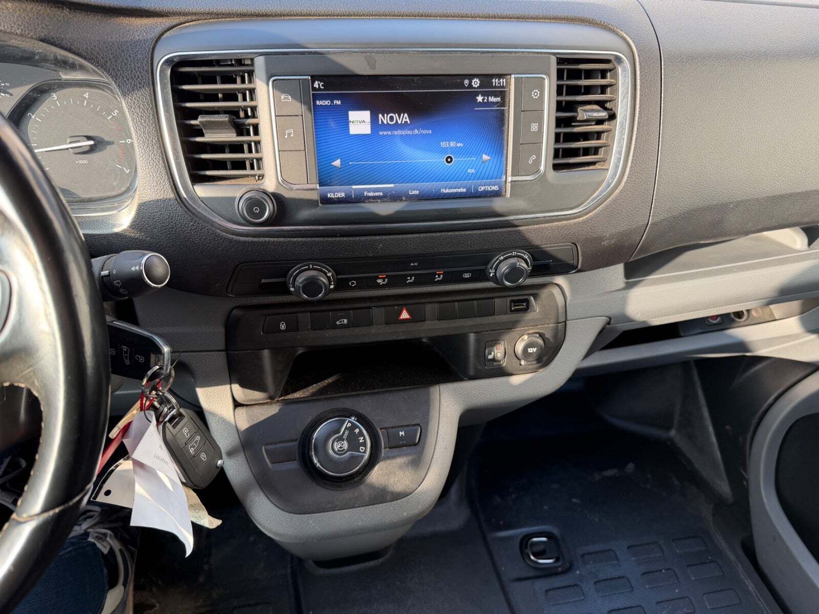 Hvid Toyota ProAce fra 2020
