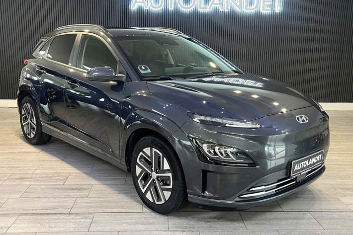 Grå Hyundai Kona fra 2021 set udefra