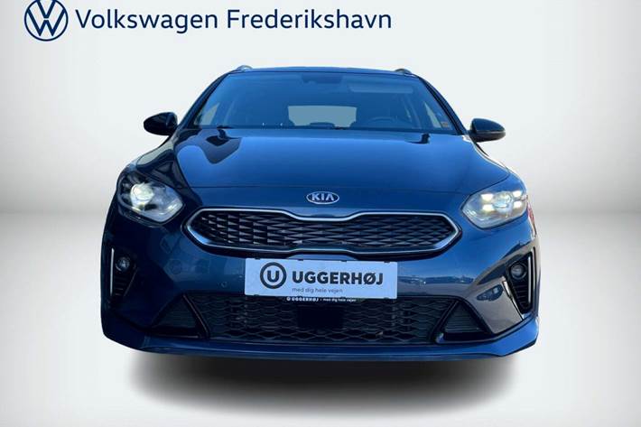 Blå Kia Ceed fra 2020