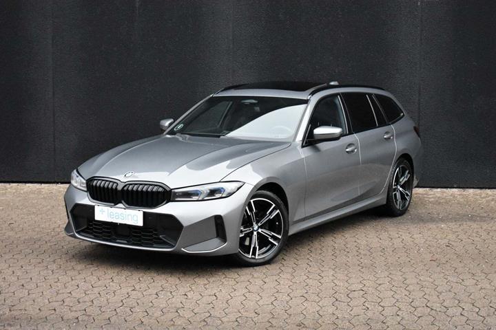 Grå BMW 320i fra 2023 set udefra