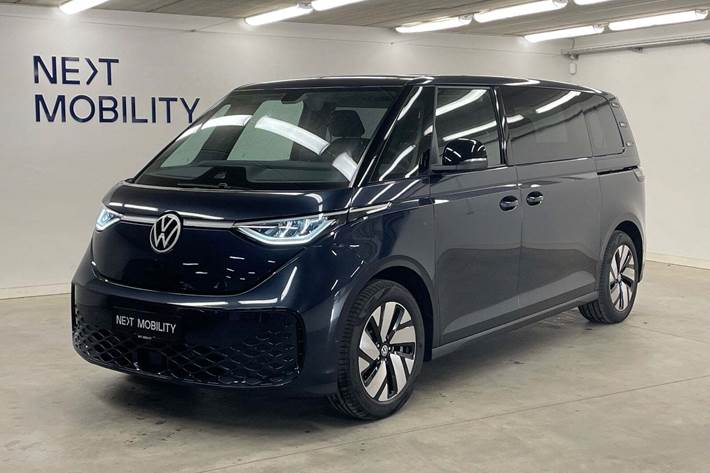 Blå VW ID.Buzz fra 2026 set udefra