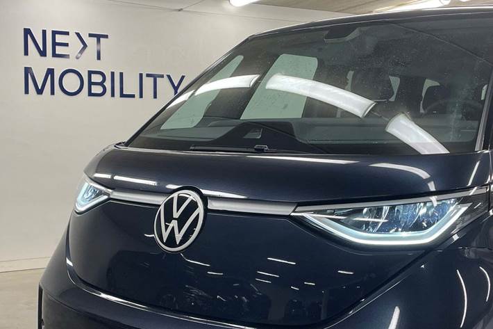 Blå VW ID.Buzz fra 2026