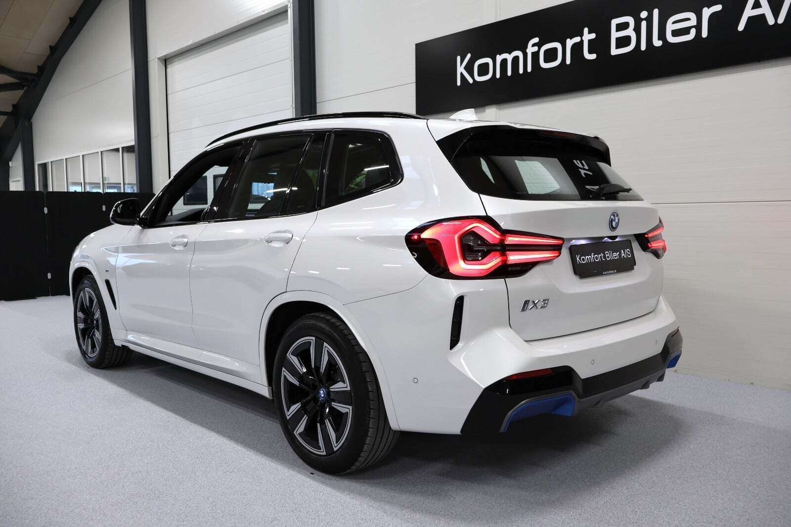 BMW iX3 Charged M-Sport