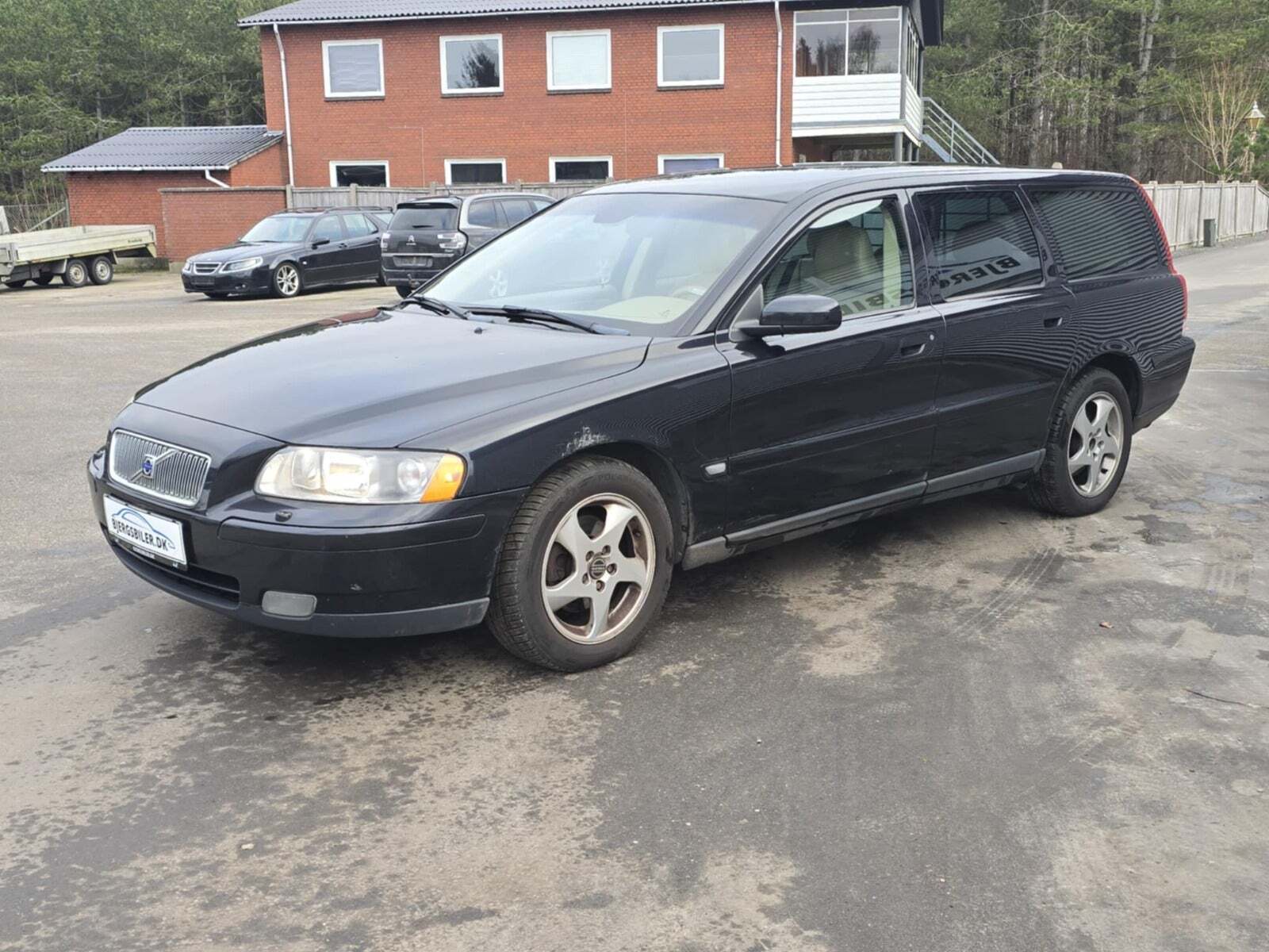 Volvo V70 2,4 170 Momentum aut.