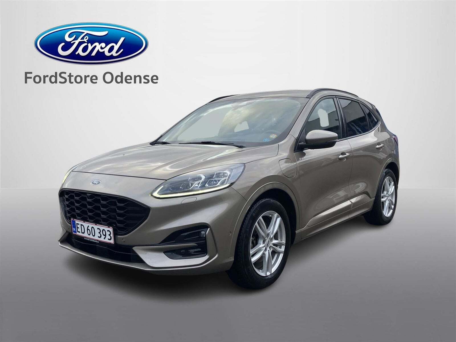Ford Kuga 2,5 PHEV ST-Line X CVT