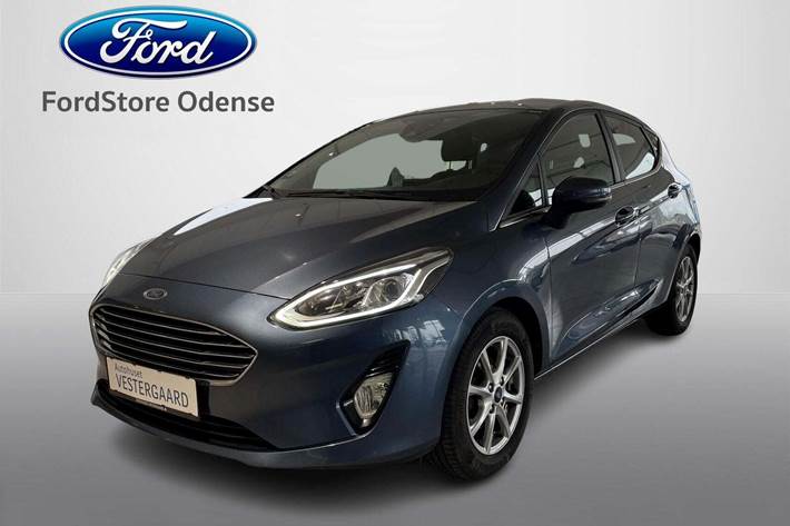 Blå Ford Fiesta fra 2020 set udefra