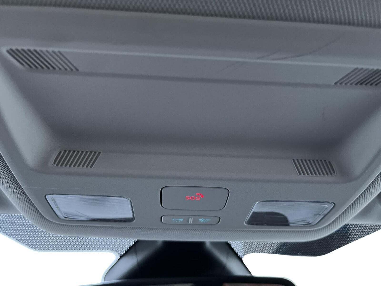 Rød Ford Puma fra 2021