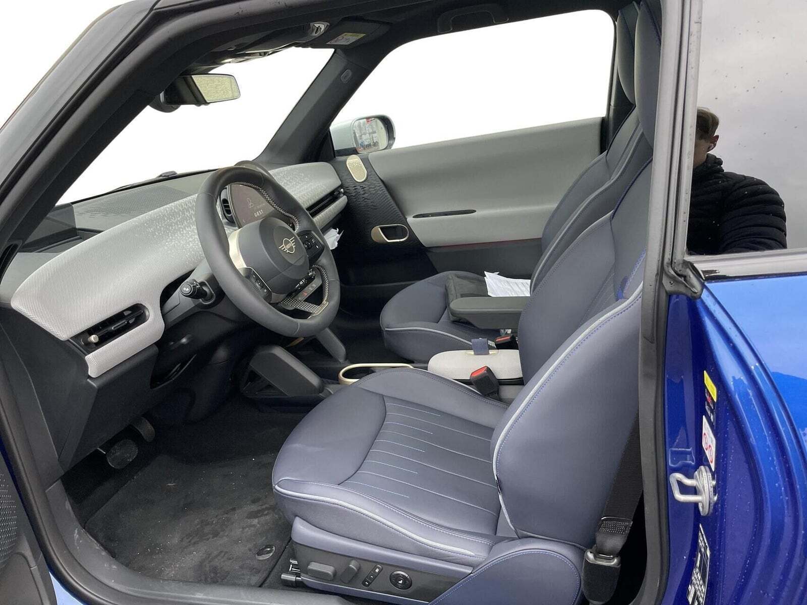 Mini Cooper SE Favoured Trim M