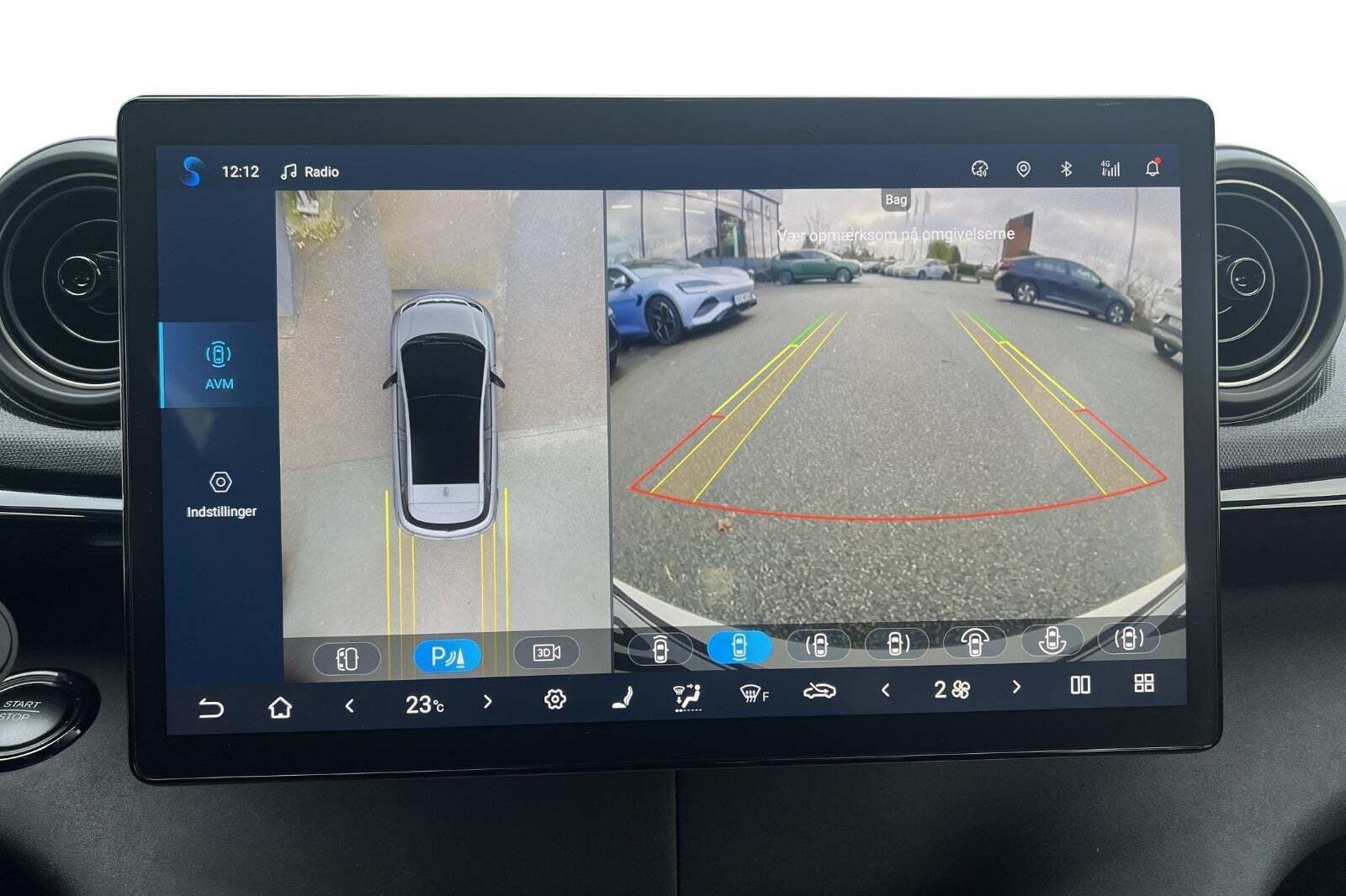 Hvid BYD Dolphin fra 2024