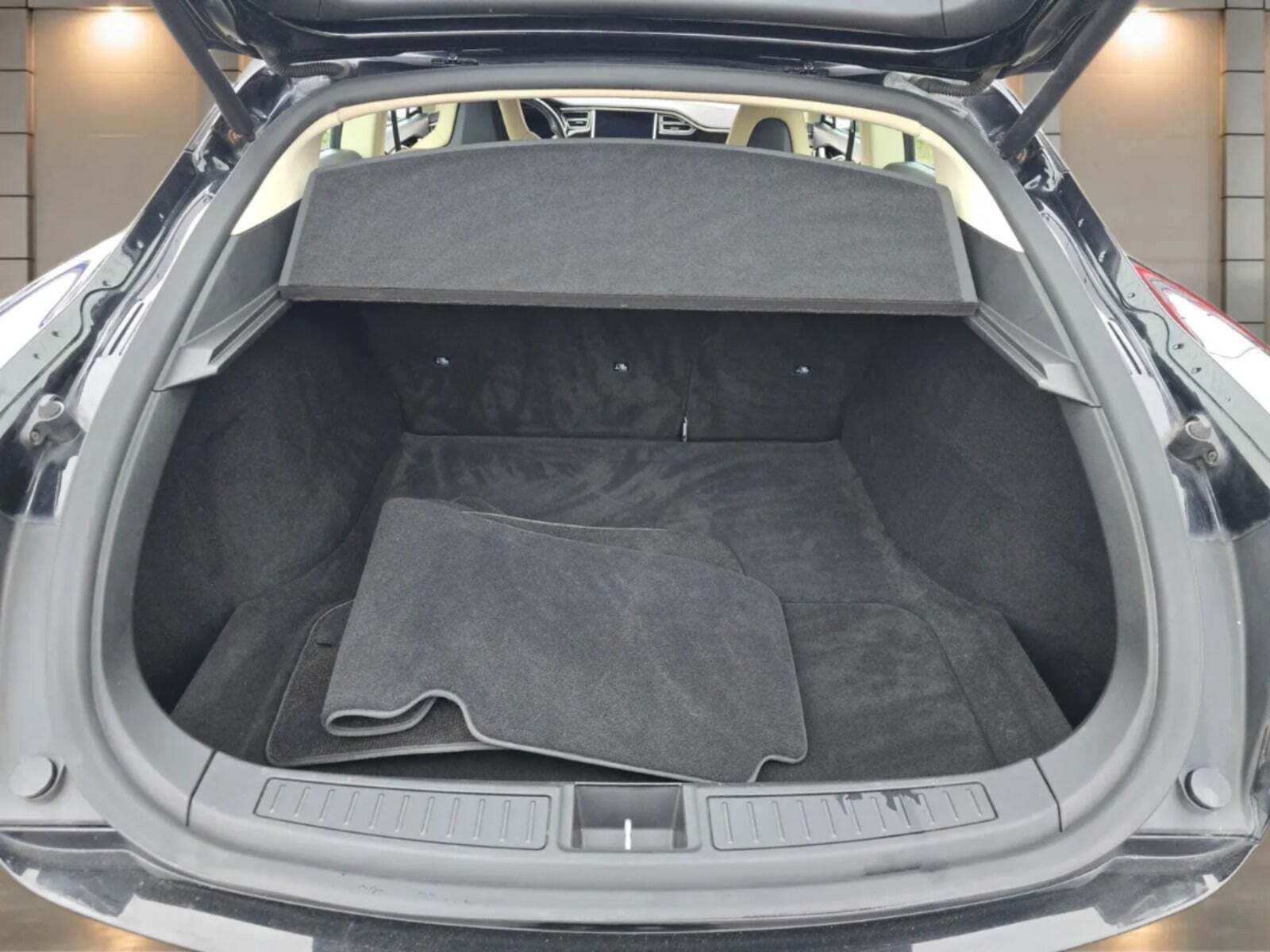 undefined Tesla Model S fra 2014