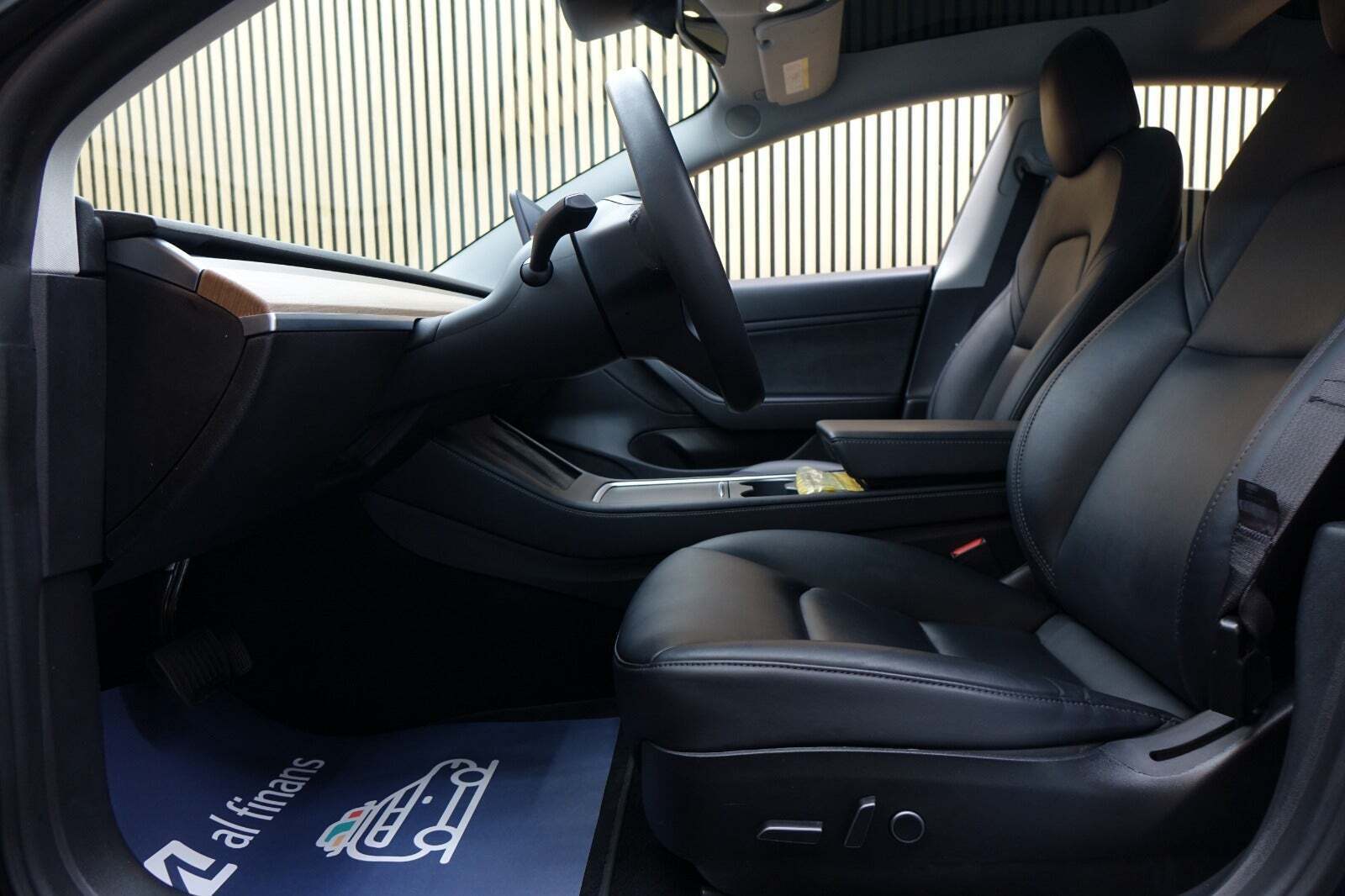 Tesla Model 3 Standard Range+ RWD