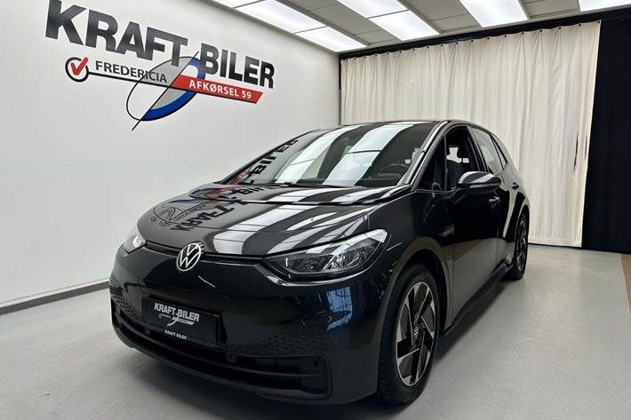 Grå VW ID.3 fra 2021 set udefra